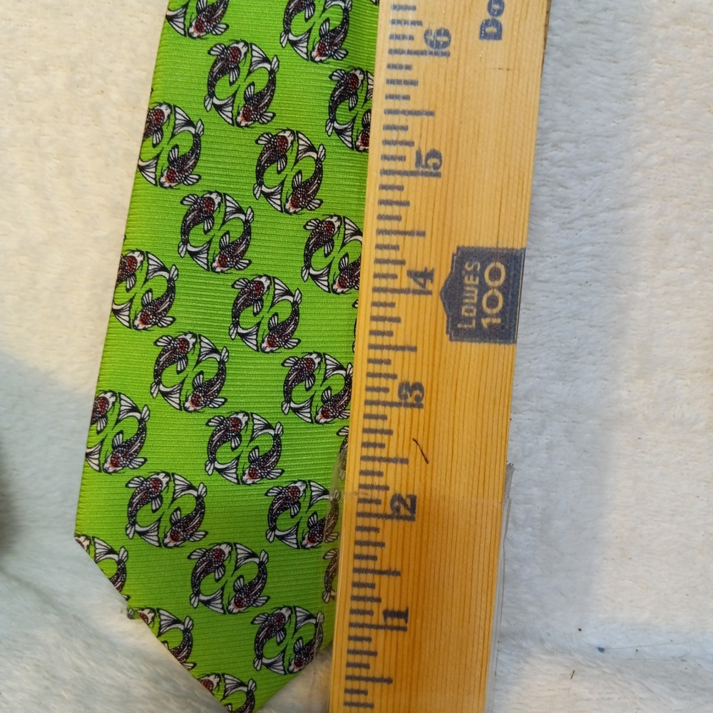 Cape Cod Neckwear Lime Green Pisces Koi Silk REPP Tie 59 x 3 Mens Tie - Picture 10 of 11
